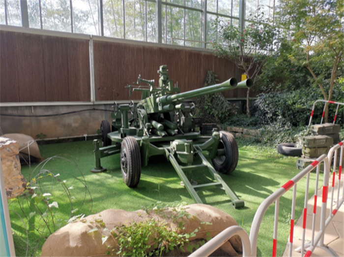 9月3日，中農(nóng)富通調(diào)研組兵分兩路對南京高淳區(qū)武家嘴現(xiàn)代農(nóng)業(yè)產(chǎn)業(yè)示范園區(qū)和棲霞區(qū)龍?zhí)冬F(xiàn)代農(nóng)業(yè)產(chǎn)業(yè)示范園區(qū)的調(diào)研工作。(圖16)